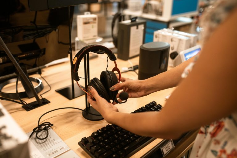 Scaling Up Invoice Processing: Digital Shift in Retail & Consumer Tech